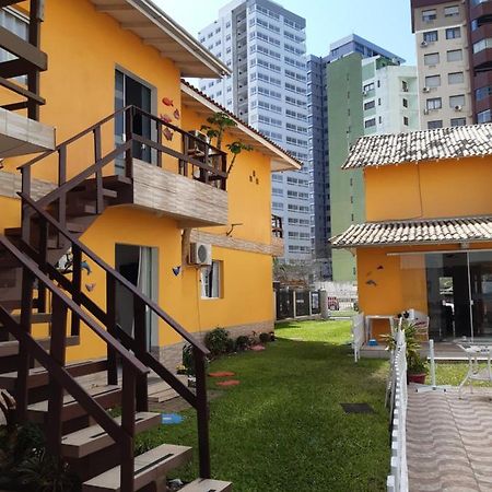 Cozinha Equipada Em Apartamento Para Alugar Em Torres Rs ภายนอก รูปภาพ